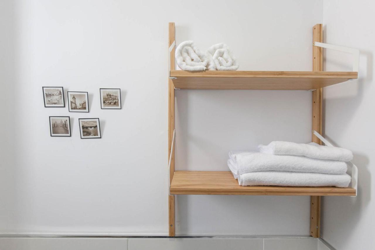 Spectacular Modern Apartment In The City Center セビリア エクステリア 写真